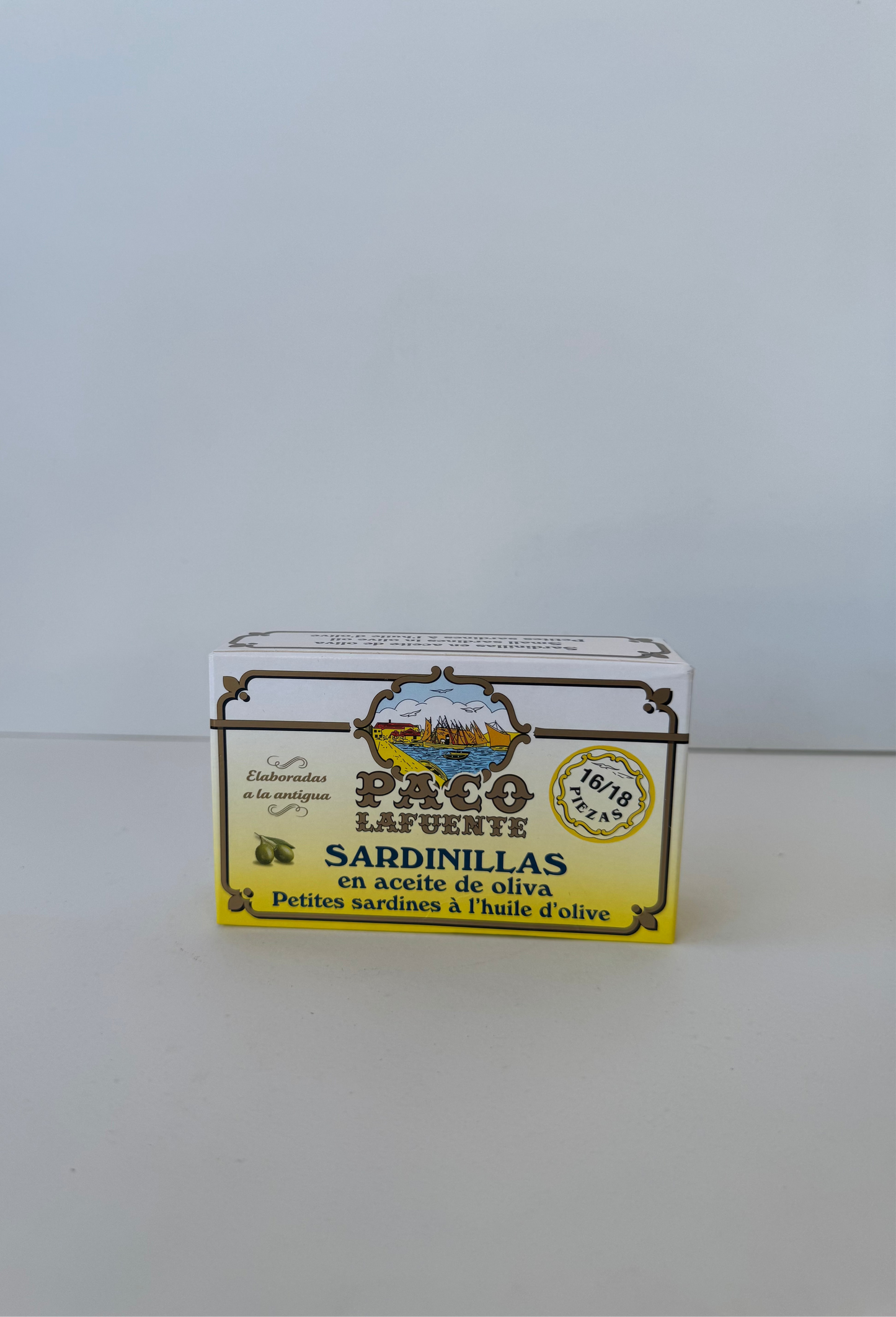 Sardinetes en oli d'oliva