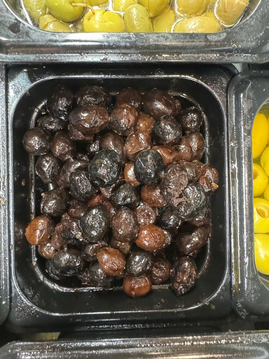 Oliva negra feta al forn